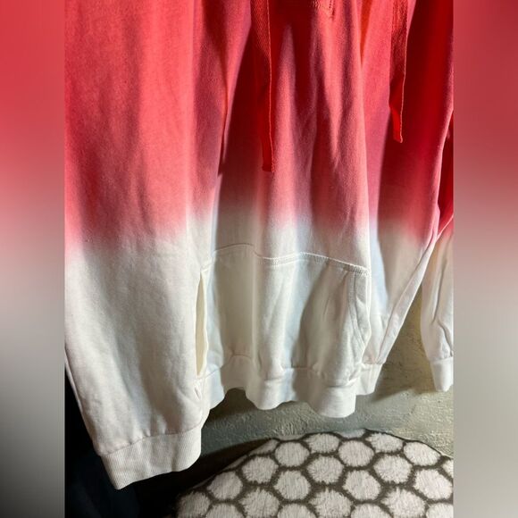 Hoodie by Torrid NWT plus 1X Ombre Hoodie, lovely coral to red color - Picture 6 of 12